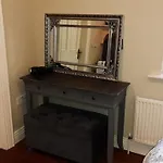 Bed & Breakfast Safe Haven - Luxury Family Carlingford