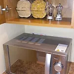 Bed & Breakfast Safe Haven - Luxury Family 4*