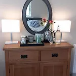 Safe Haven - Luxury Family Bed & Breakfast