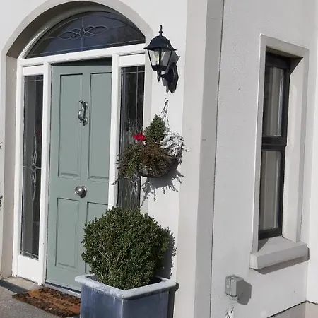 Safe Haven - Luxury Family Bed & Breakfast 4*