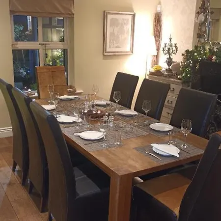 Safe Haven - Luxury Family Bed & Breakfast Carlingford