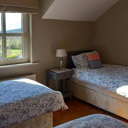 Relax At Safe Haven Bed & Breakfast