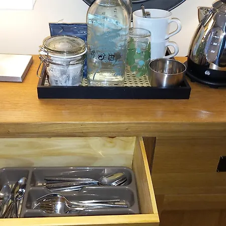 Safe Haven - Luxury Family Bed & Breakfast 4*