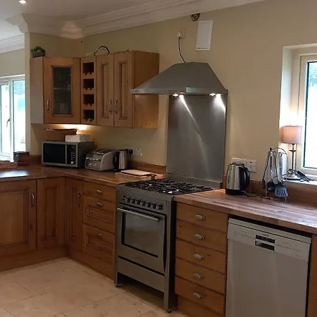 Bed & Breakfast Safe Haven - Luxury Family 4*