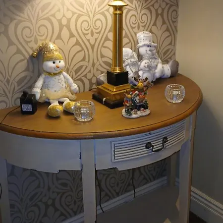 Bed & Breakfast Safe Haven - Luxury Family 4*