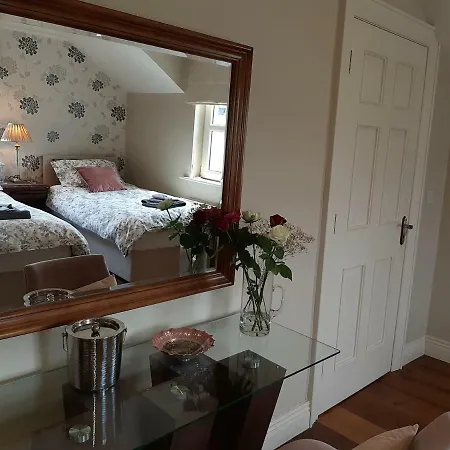 Safe Haven - Luxury Family Panzió Carlingford