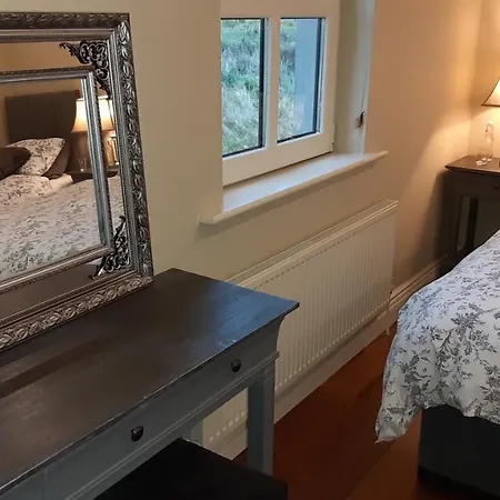 Safe Haven - Luxury Family Accommodation 4*