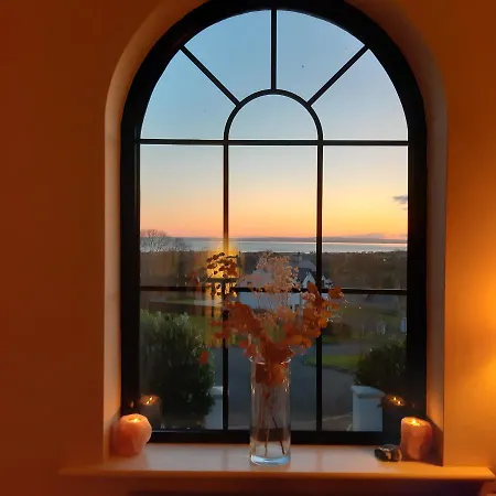 Relax At Safe Haven Bed & Breakfast Carlingford