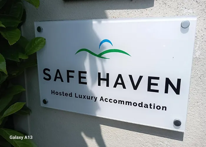 Safe Haven - Luxury Family Отель типа 