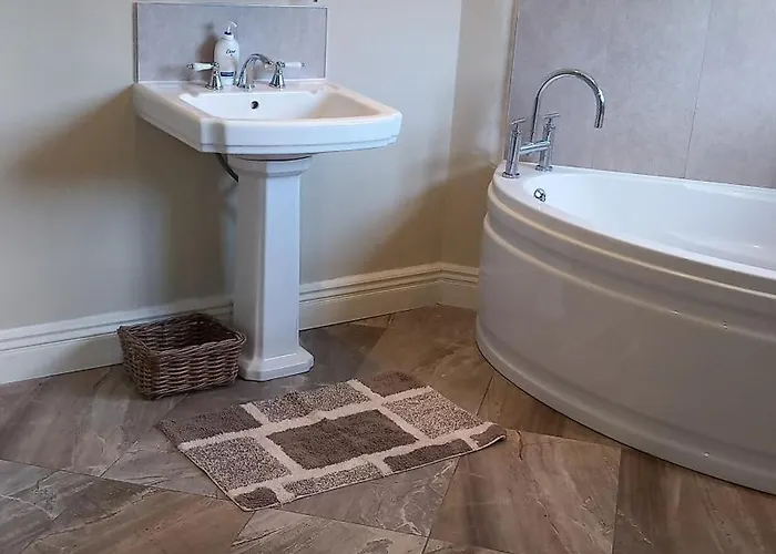 Safe Haven - Luxury Family Panzió