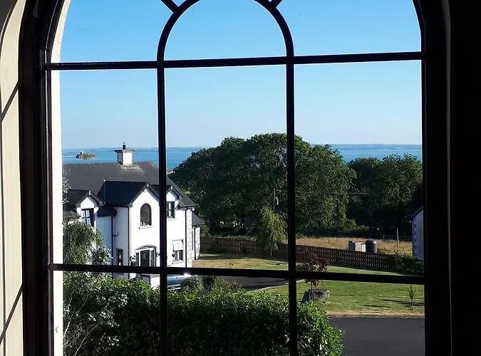 Safe Haven - Luxury Family 4* Carlingford