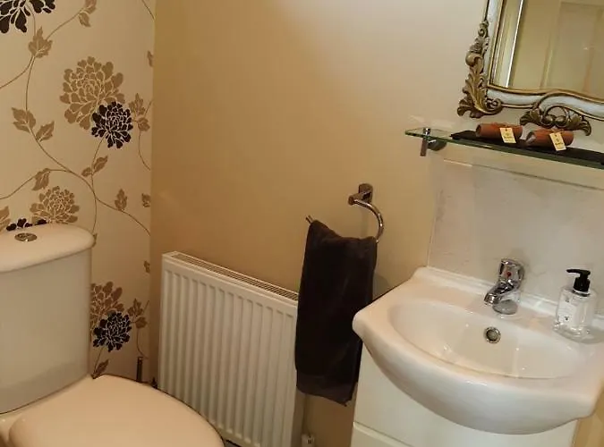 Safe Haven - Luxury Family Frühstückspension 4*